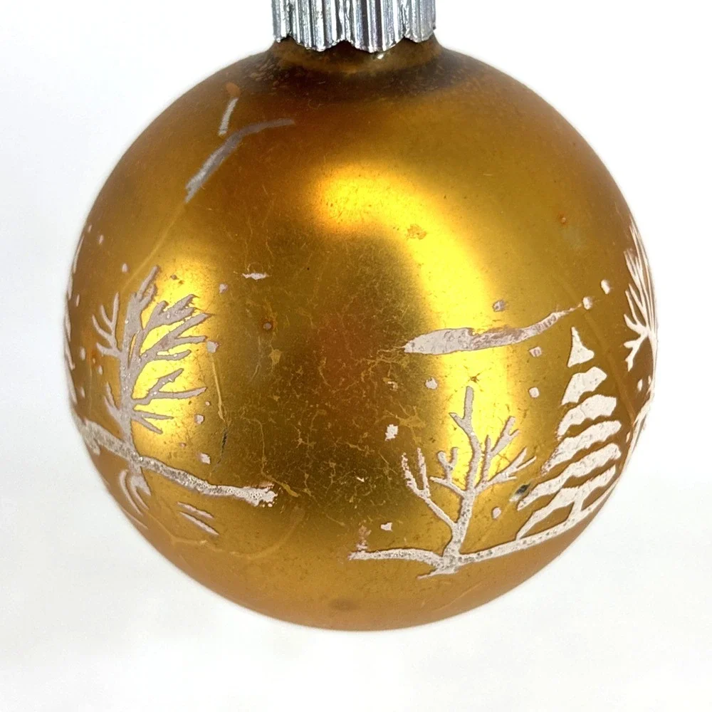 Vtg‎ Mercury Glass Horse Drawn Carriage Stencil Ornament Shiny Brite Gold
